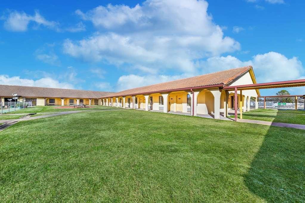 Americas Best Value Inn Bonham Eksteriør bilde