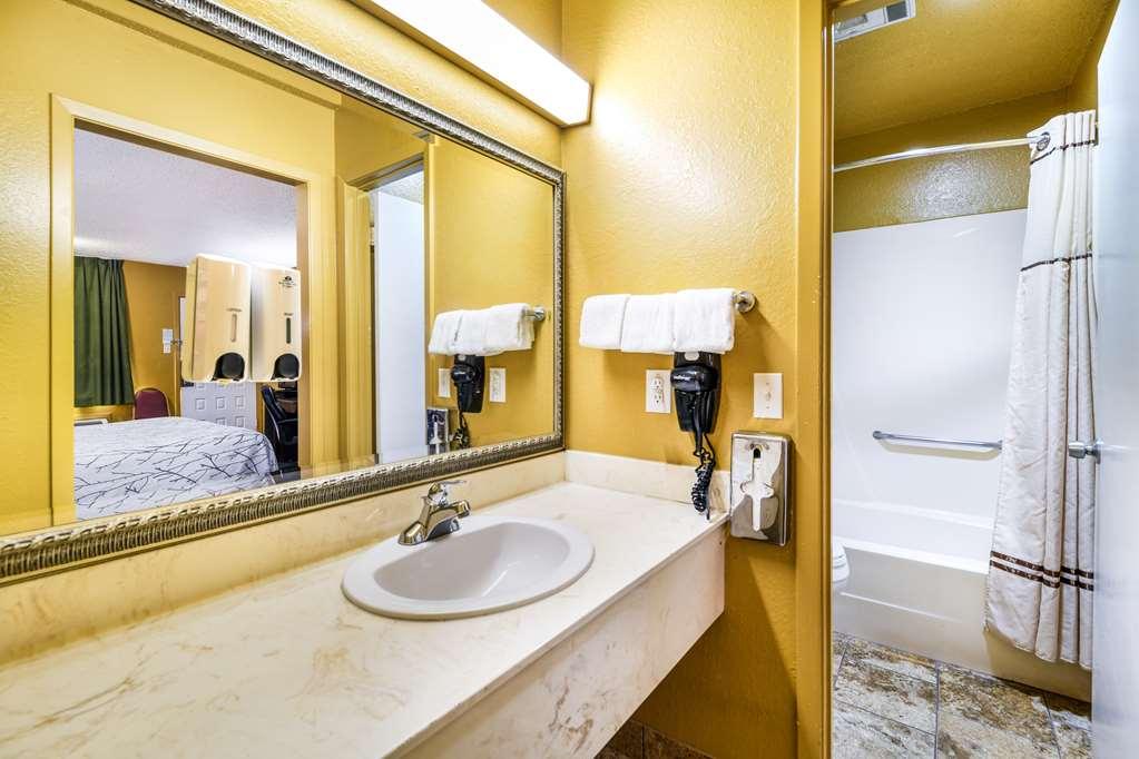 Americas Best Value Inn Bonham Eksteriør bilde