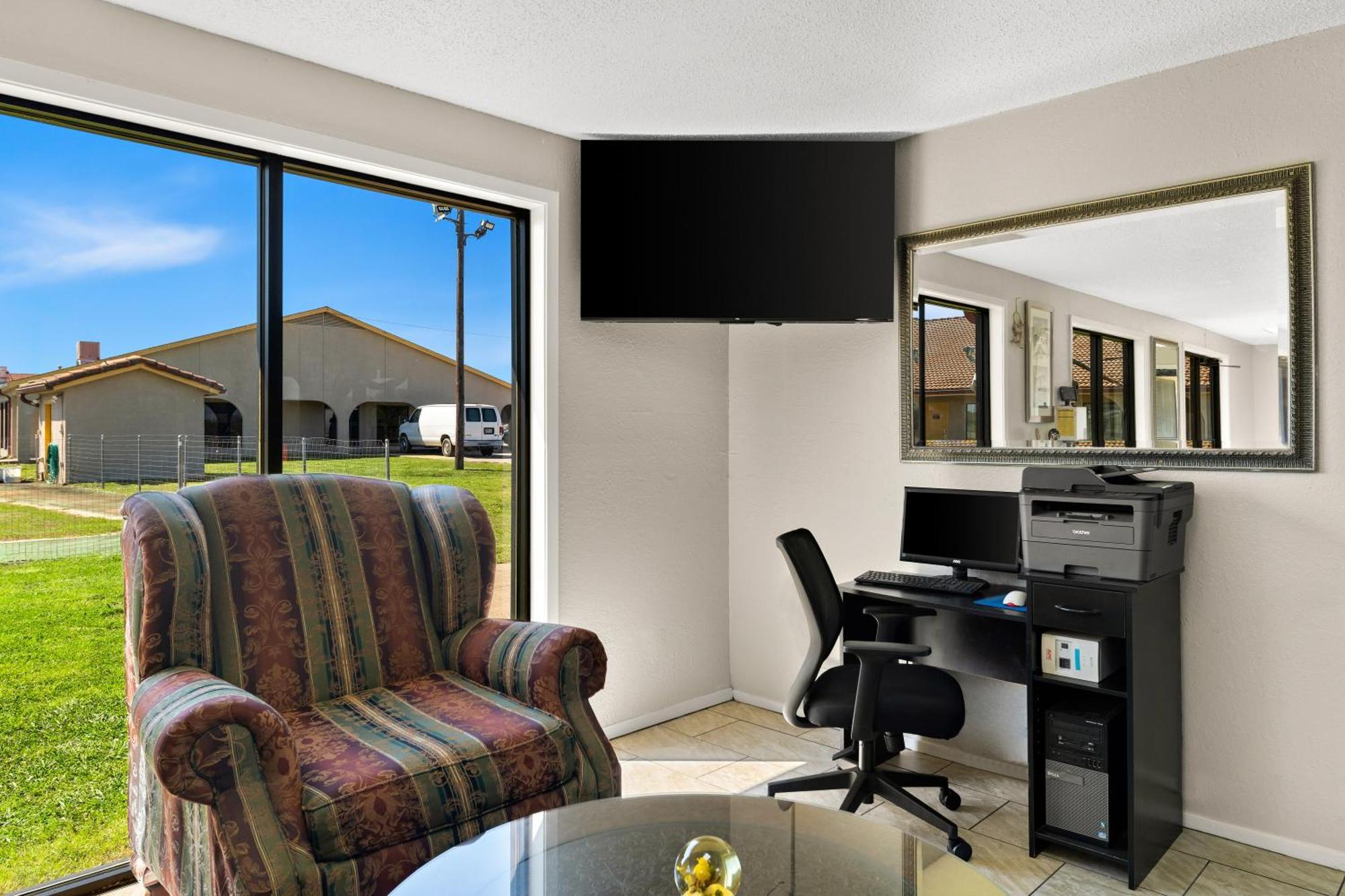 Americas Best Value Inn Bonham Eksteriør bilde