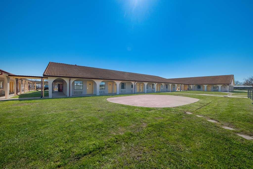 Americas Best Value Inn Bonham Eksteriør bilde